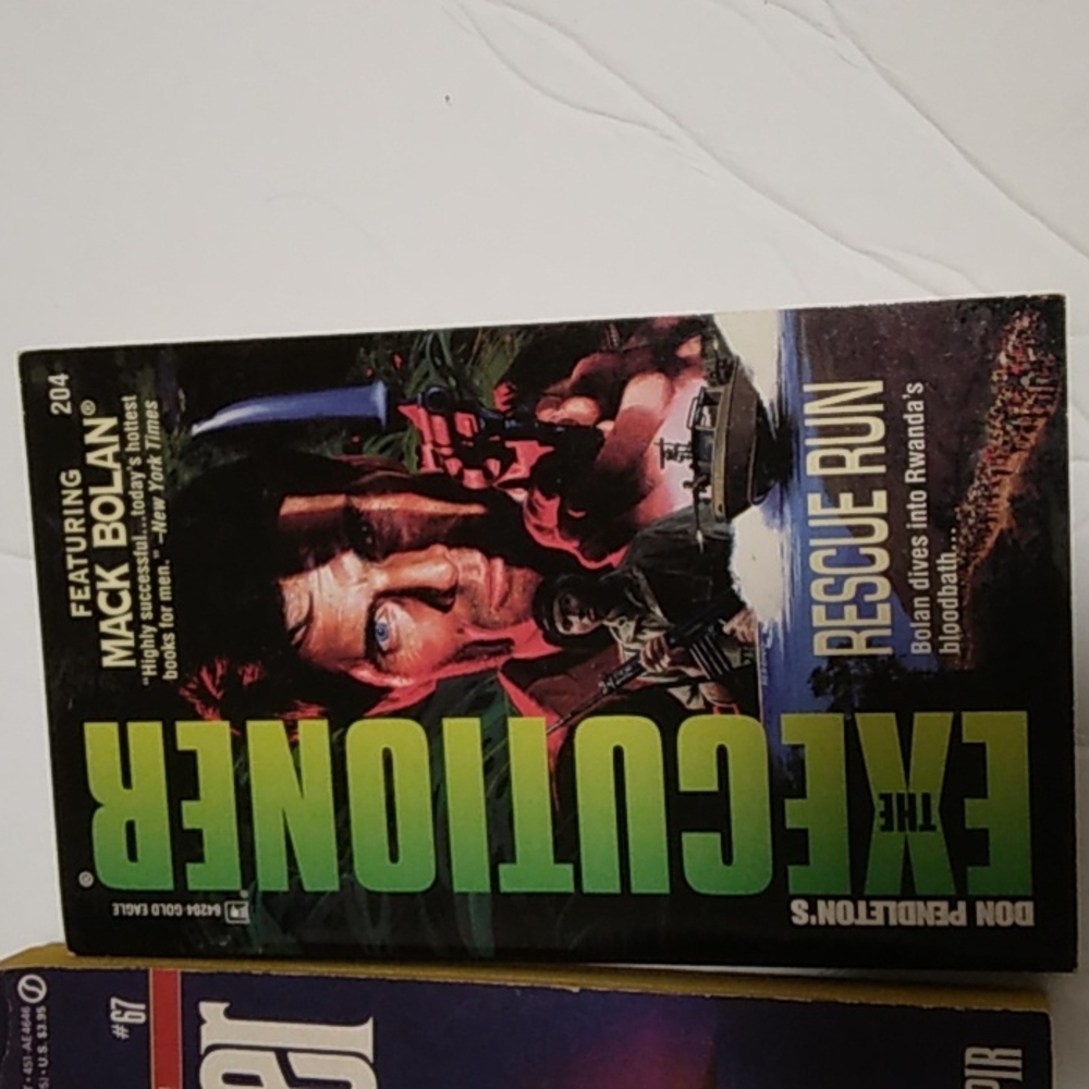 Bundle Books - Picture 2 of 7